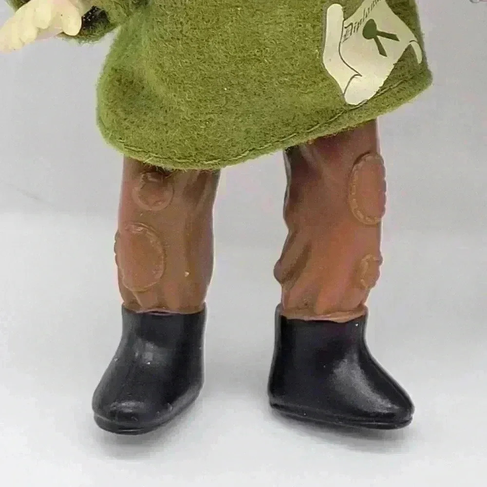 2 McDonalds Mini Figurines The Wizard of Oz Madame Alexander Scarecrow & Tin Man - Picture 10 of 12